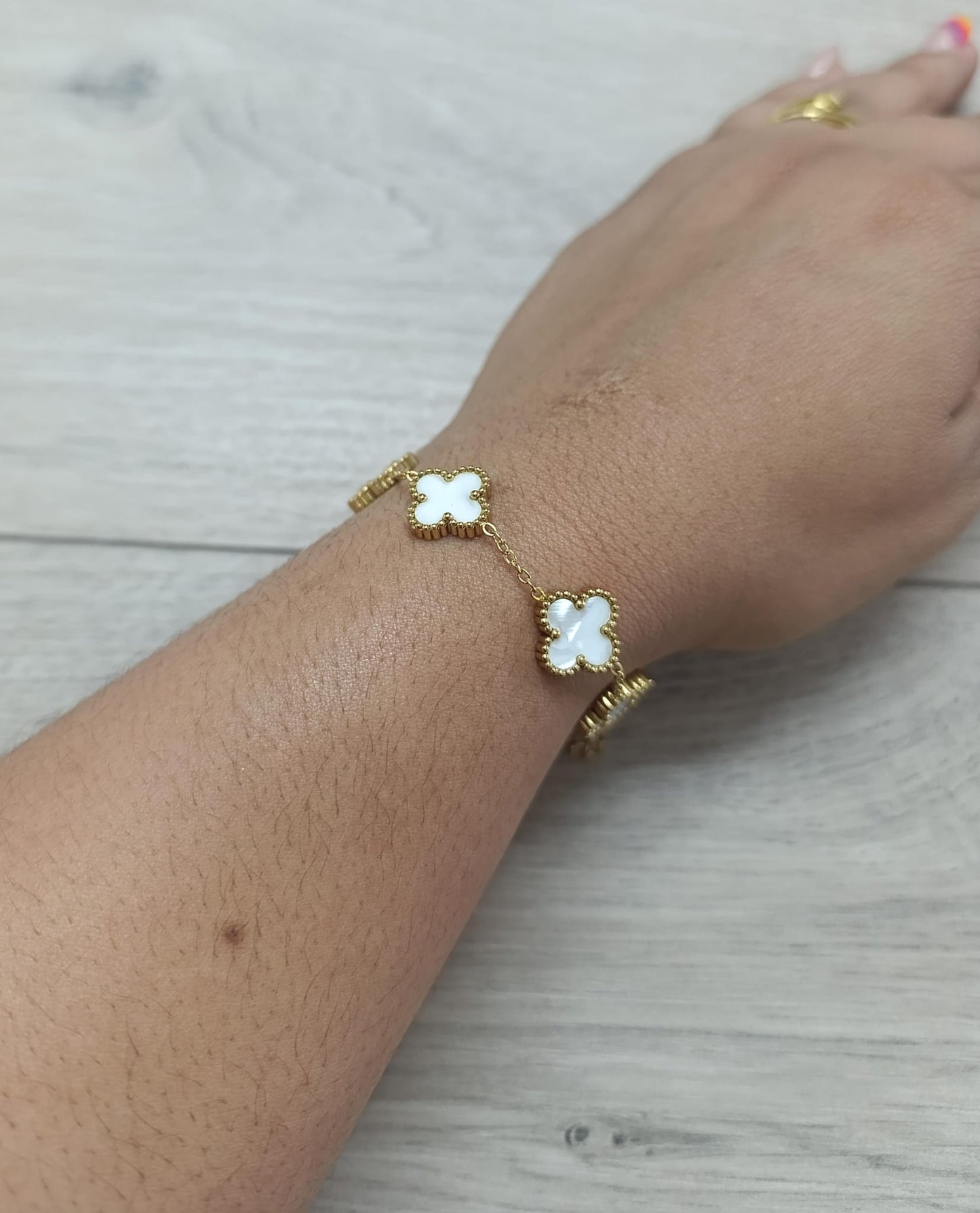 Pulseira Trevo 5 Trevos - Dourada