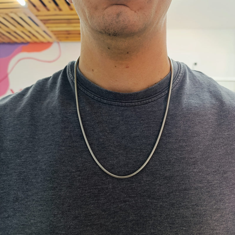 Collar de plata para hombre