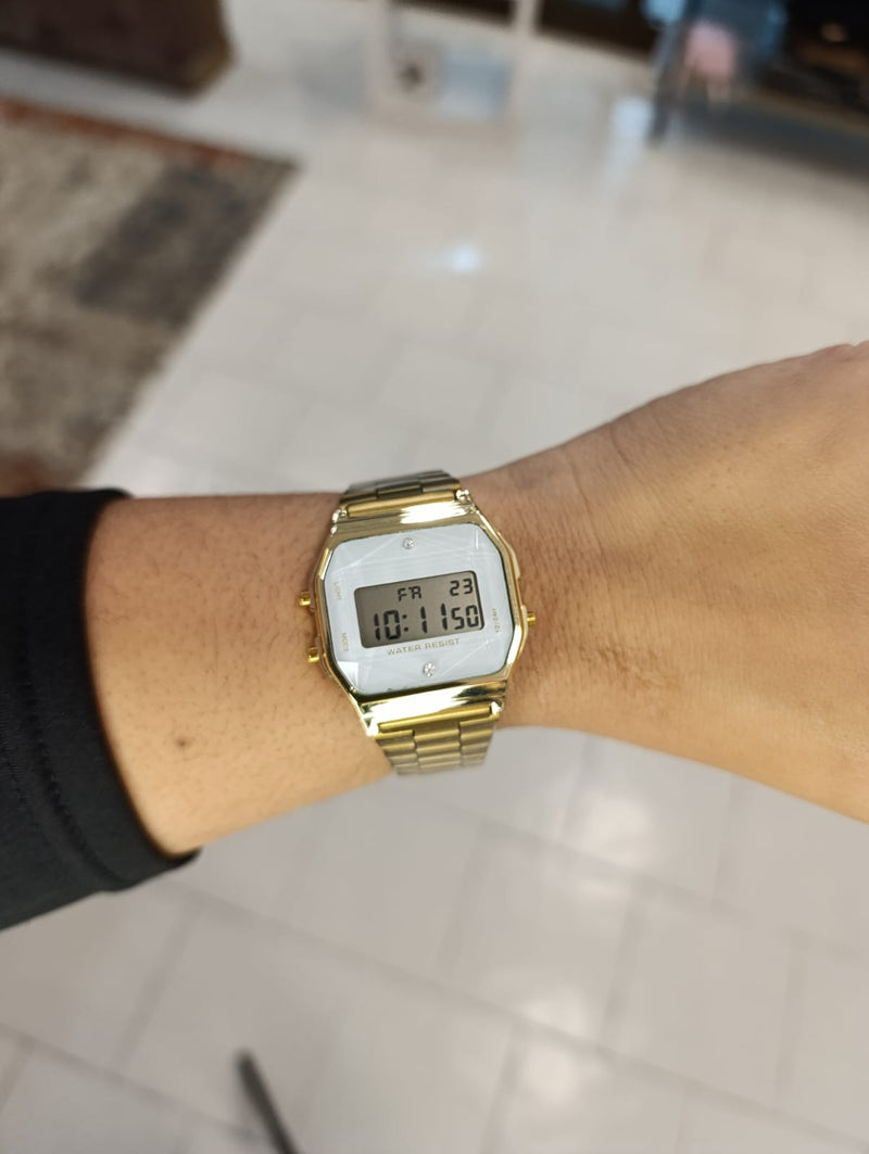 Relógio digital Dourado e Branco