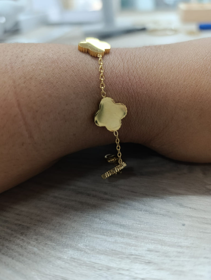 Pulseira Trevo 5 Trevos Com Zirconia Fundo Liso