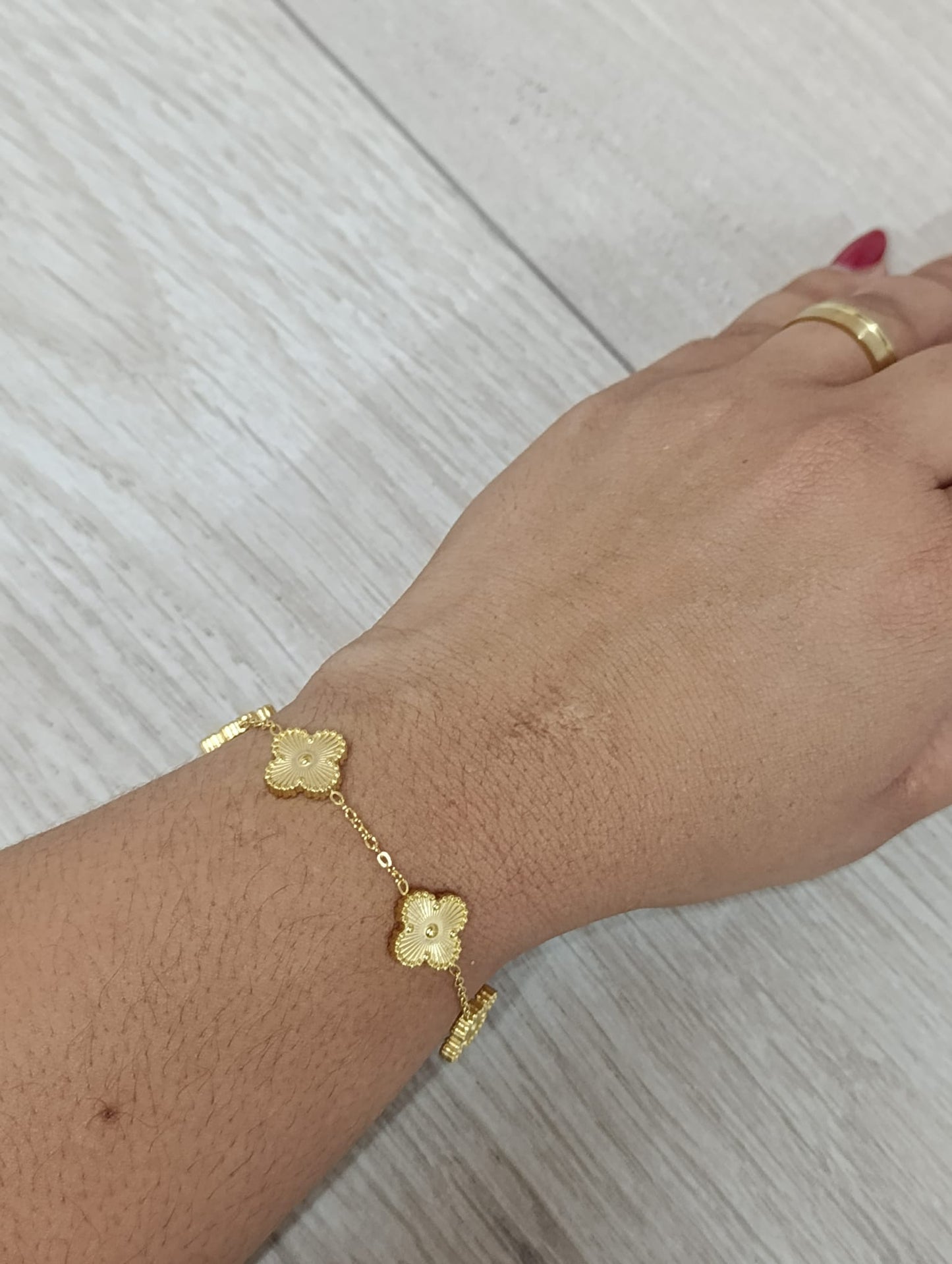 Pulseira Trevo 5 Trevos - Dourada