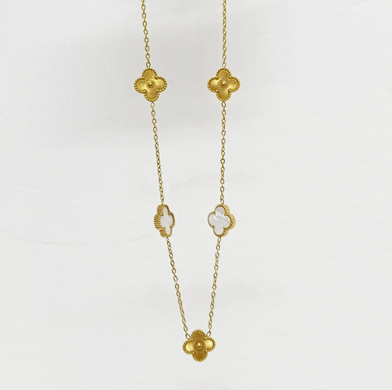 Colar 5 trevos dourado
