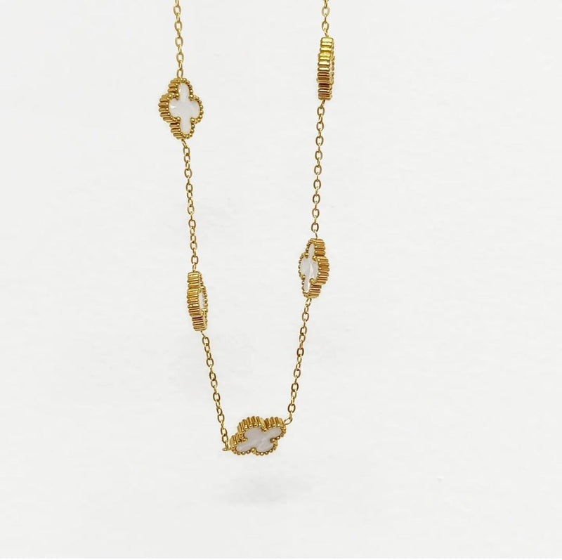 Colar 5 trevos dourado