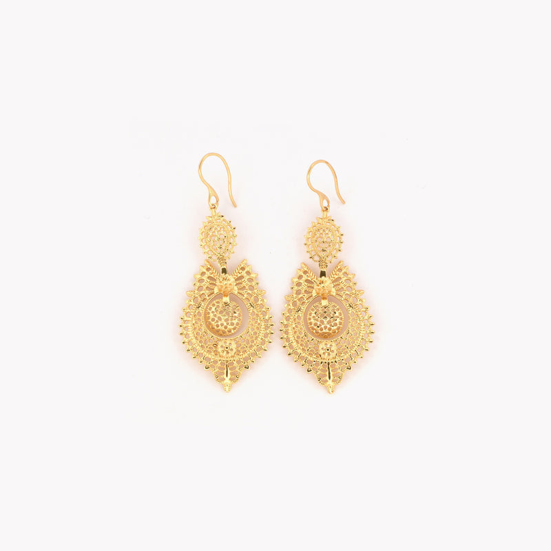 Brincos Filigrana Rainha Banho de Ouro 18k