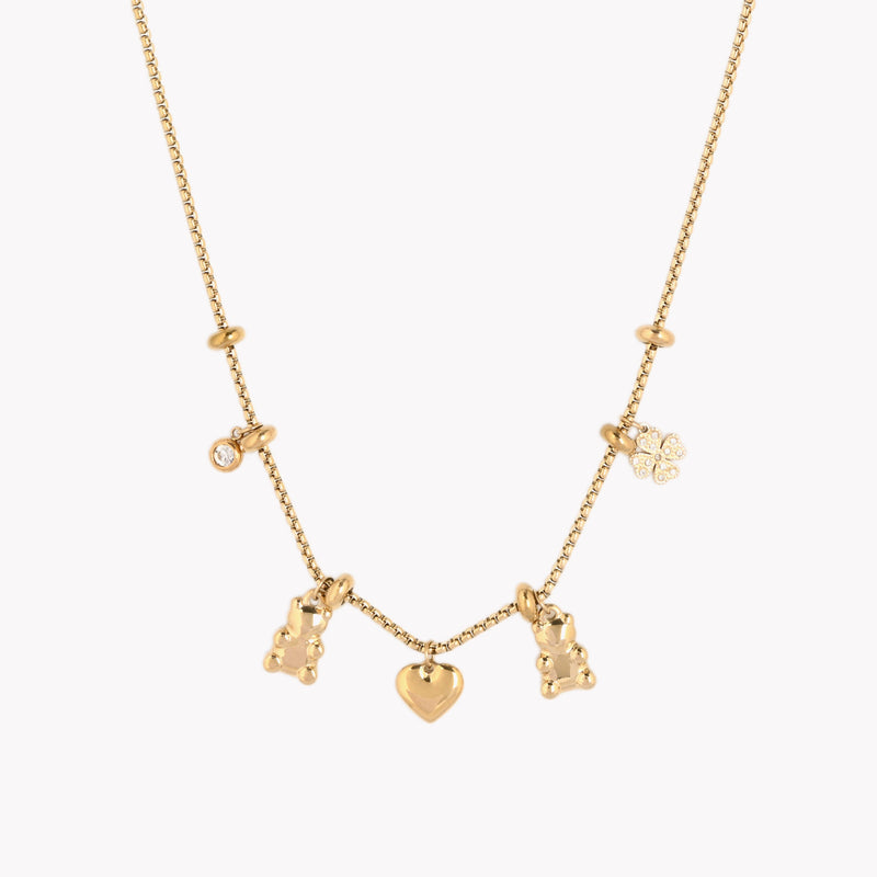 collar de corazón de oso de peluche