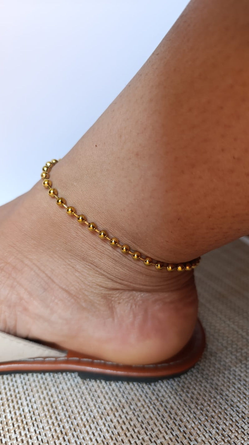 Pulseira de Pé em malha bolas