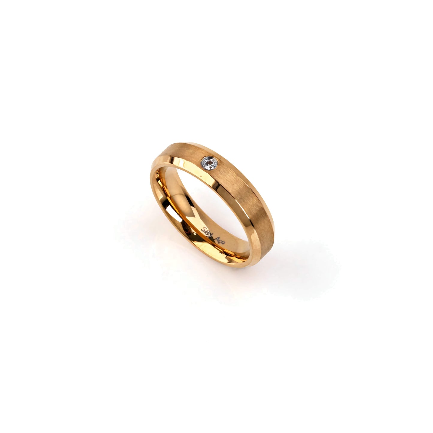Anillo de Acero Biselado con Circonitas
