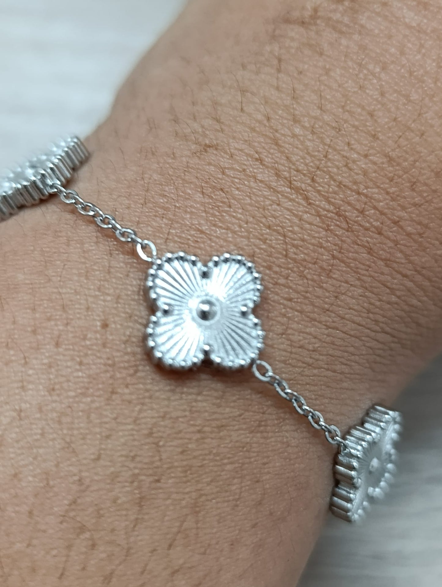 Pulseira Trevo 5 Trevos Prateada