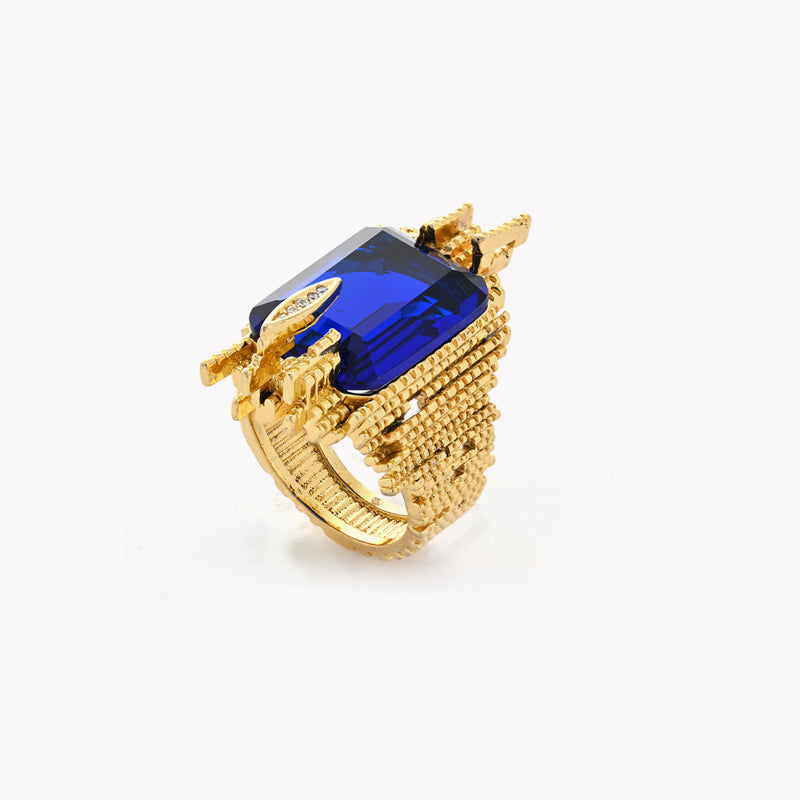 Anel Banho de Ouro 18k pedra e brilhantes