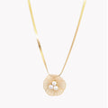 Collar liso jaspeado con tres diamantes